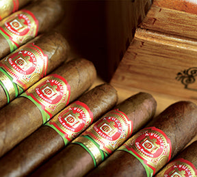 Arturo Fuente Gran Reserva Petite Corona Natural, 5" x 38